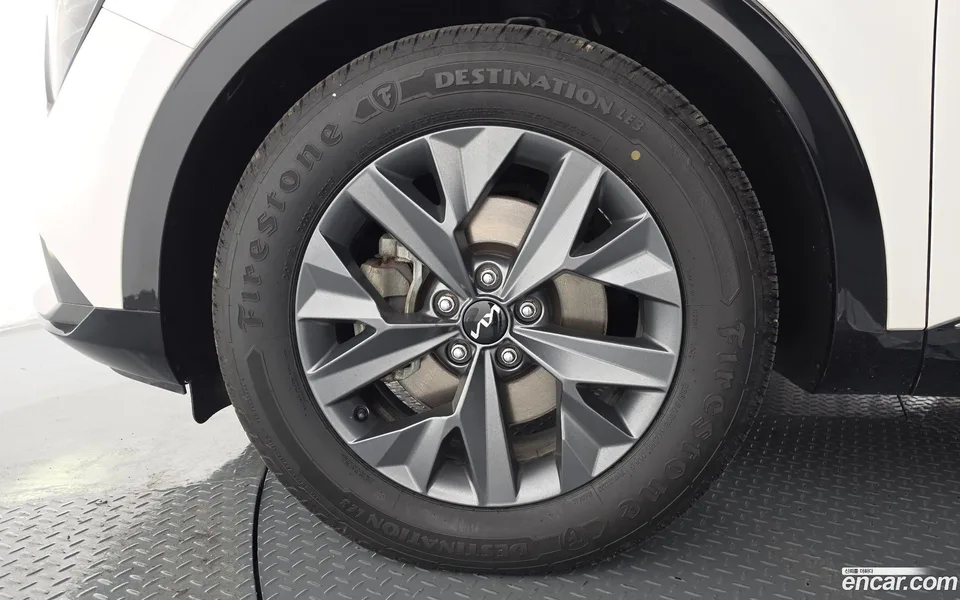 Kia Sportage 1.6 4WD 2023 — миниатюра 5