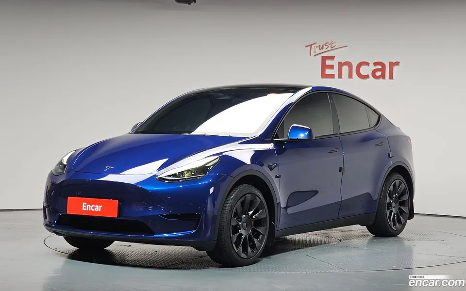 Tesla Model Y 2023