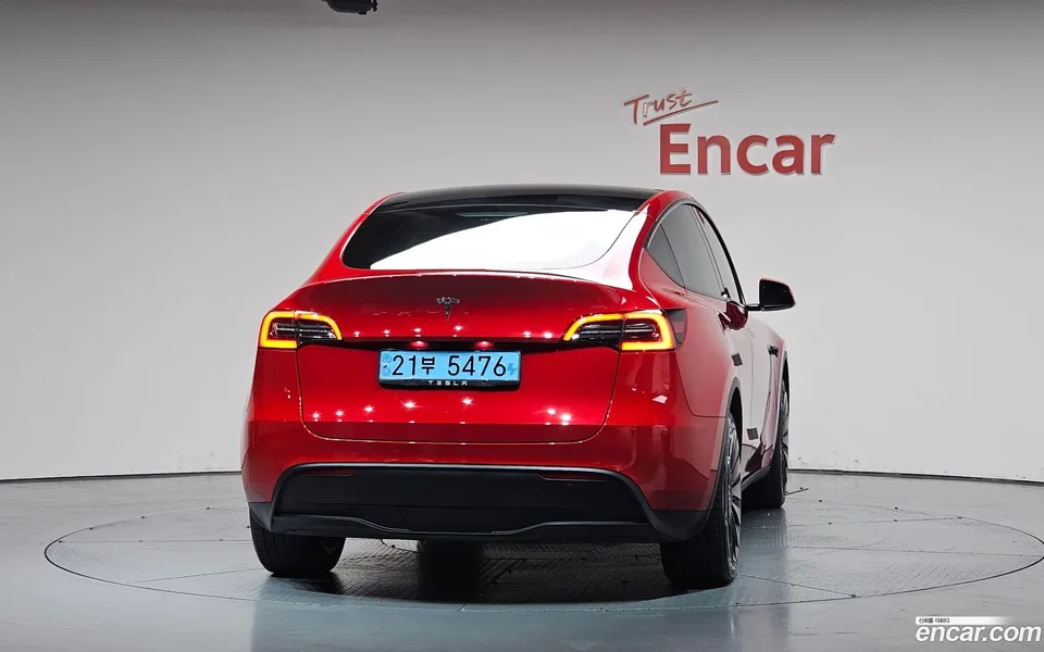 Tesla Model Y RWD 2023 — миниатюра 4