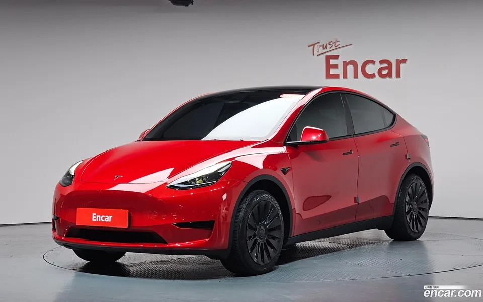 Tesla Model Y 2023