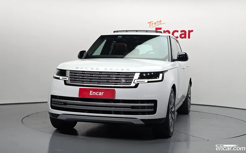 Land Rover Range Rover P550E AB 2025 — миниатюра 3