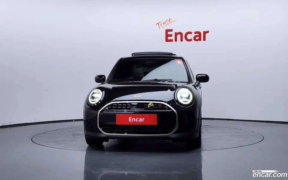 MINI Cooper S 5 2024 — миниатюра 3