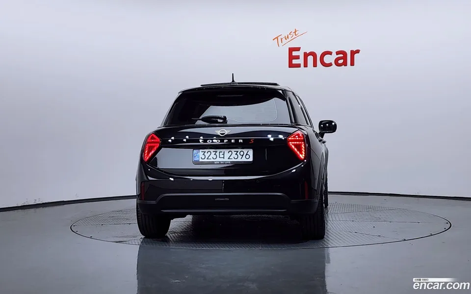 MINI Cooper S 5 2024 — миниатюра 4