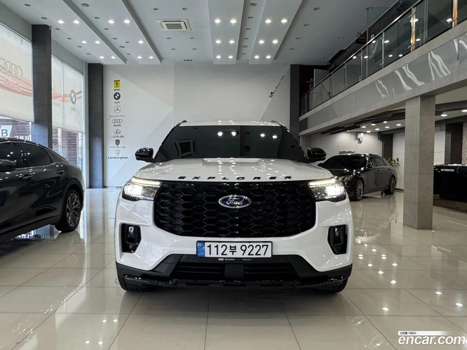 Ford Explorer 2.3 ST- 4WD 2025 — миниатюра 3