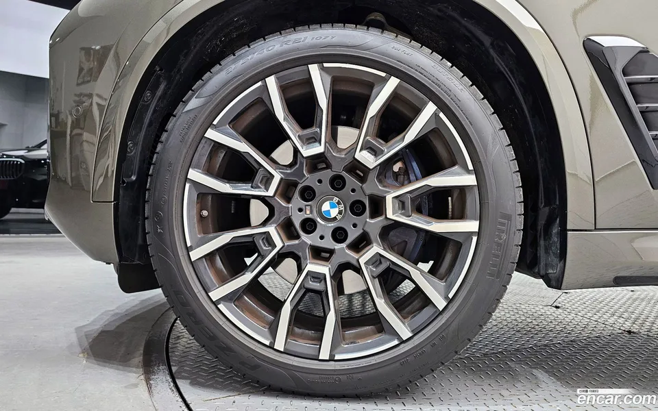 BMW X5 xDrive 30d M 2025 — миниатюра 2