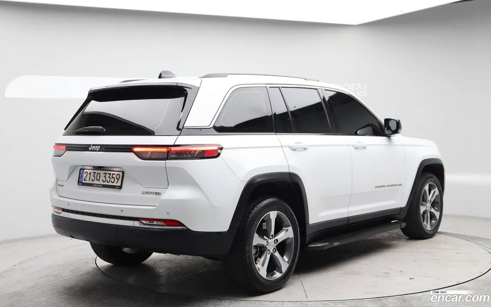 Jeep Grand Cherokee 3.6 2023 — миниатюра 4