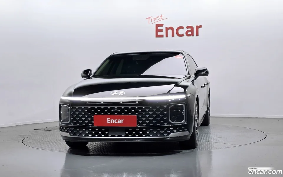 Hyundai Grandeur 2.5 2WD 2023 — thumbnail 3