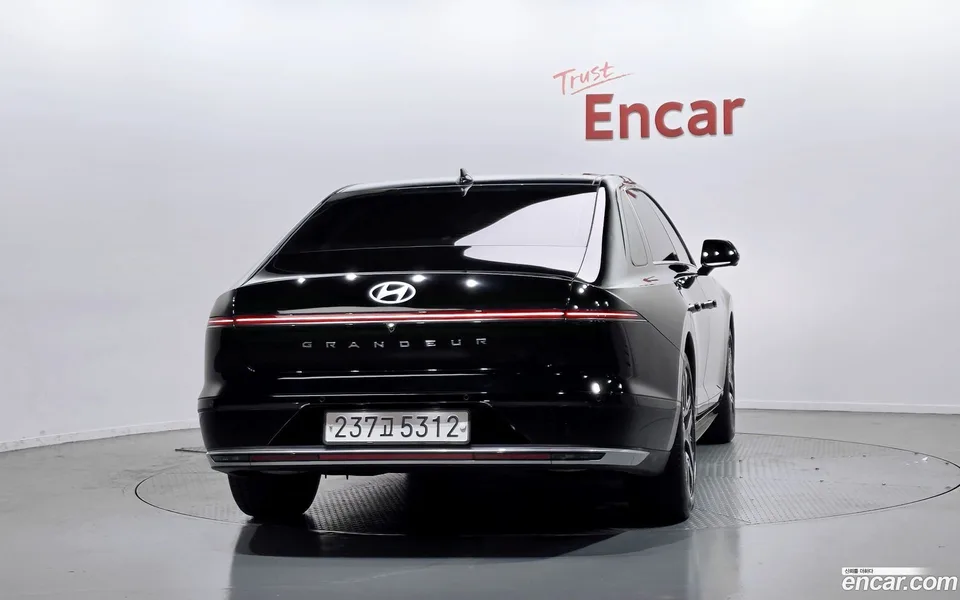 Hyundai Grandeur 2.5 2WD 2023 — thumbnail 4
