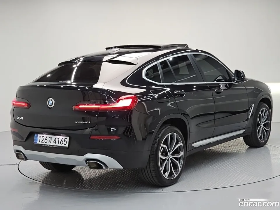 BMW X4 xDrive20i xLine 2025 — миниатюра 4