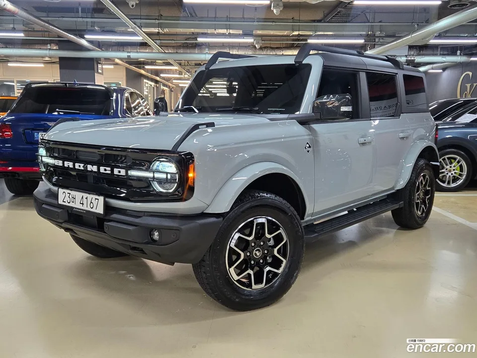 Ford Bronco 2024