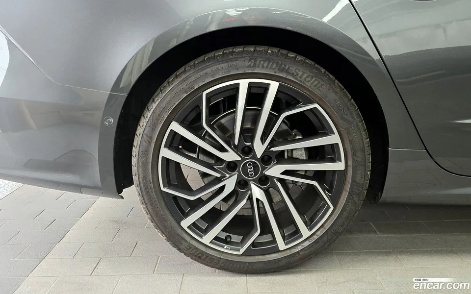 Audi A7 (4K) 55 TFSI 2024 — миниатюра 2
