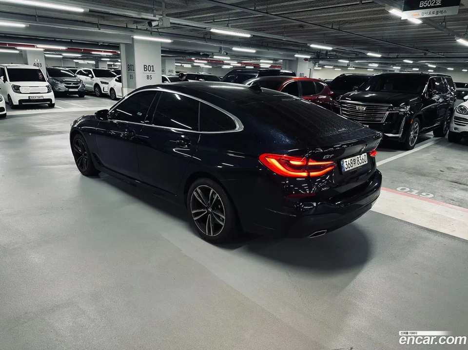 BMW 6 Series GT 620d xDrive M 2022 — миниатюра 3