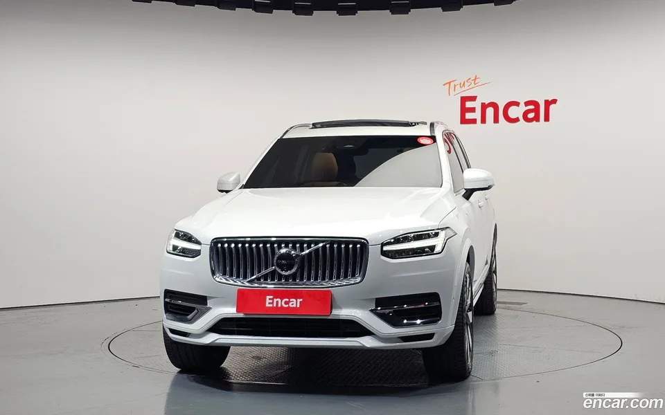 Volvo XC90 T8 2024 — миниатюра 3