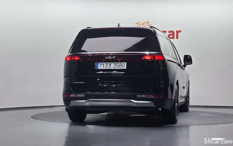 Kia Carnival 11 2023 — миниатюра 4