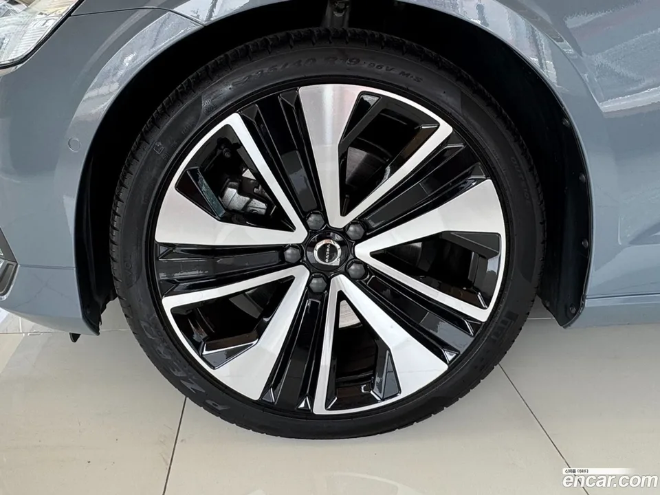 Volvo S60 B5 2023 — миниатюра 5