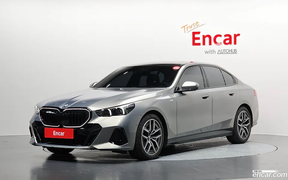 BMW 5 Series 2025