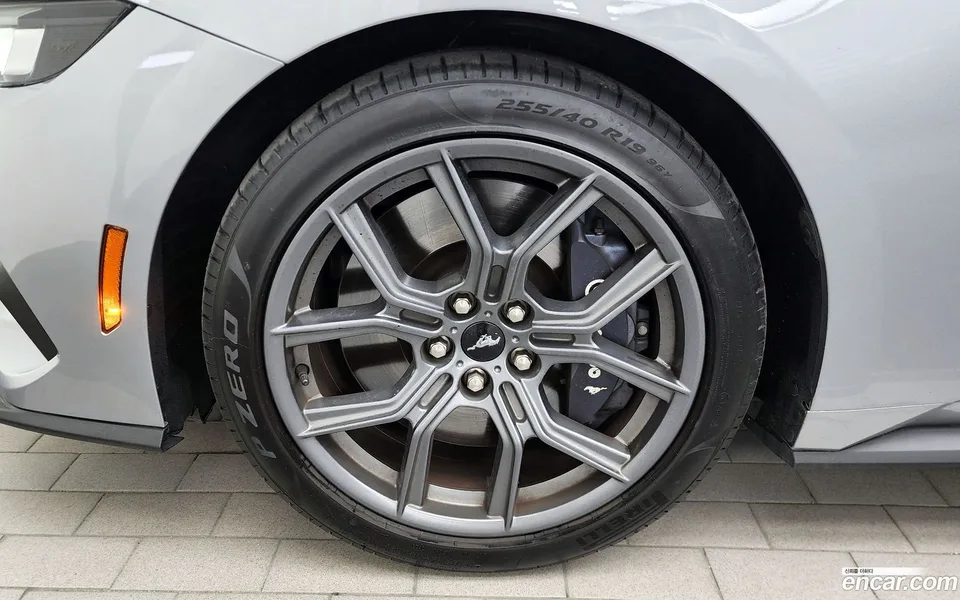 Ford Mustang 2.3 2024 — миниатюра 5