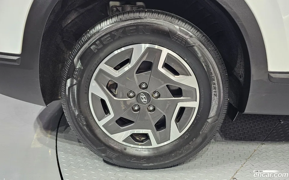Hyundai SantaFe HEV 1.6 2WD 2022 — миниатюра 5
