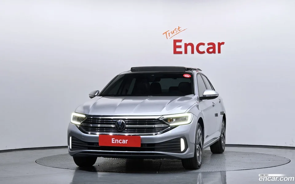 Volkswagen Jetta 1.5 TSI 2023 — миниатюра 3