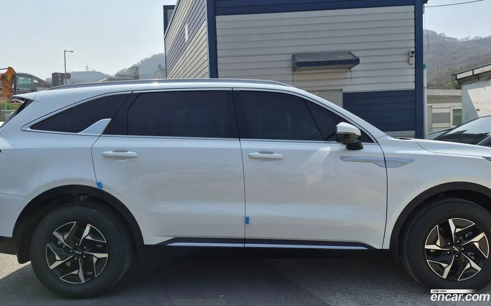 Kia Sorento HEV 1.6 2WD 2026 — миниатюра 3