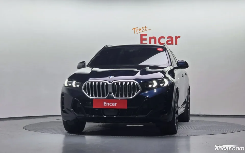 BMW X6 xDrive40i M 2025 — thumbnail 3