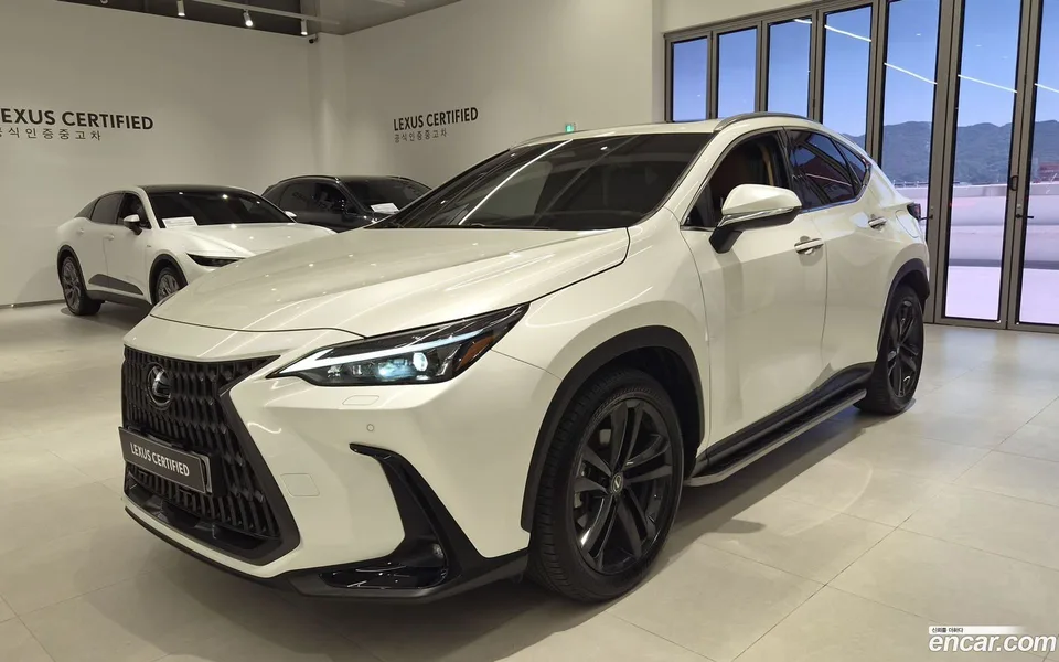 Lexus NX 350h 2023