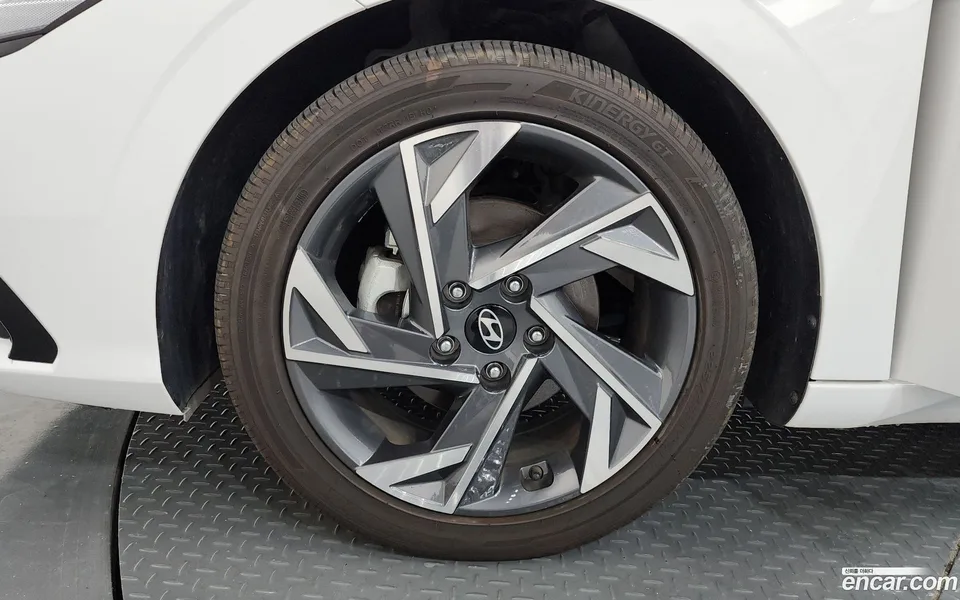 Hyundai Avante CN7 1.6 2023 — миниатюра 5