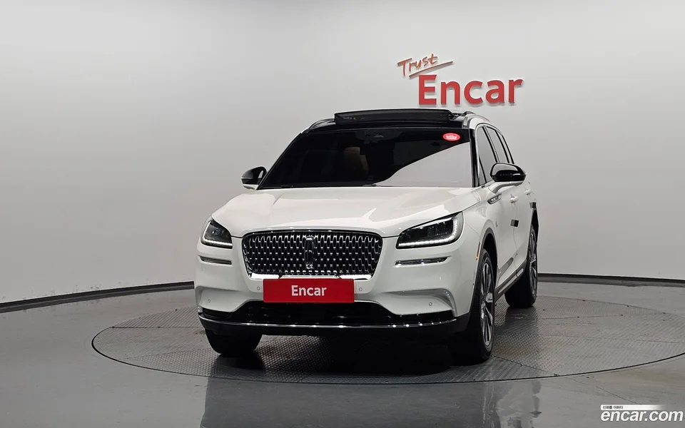 Lincoln Corsair 2.0 AWD 2022 — миниатюра 3