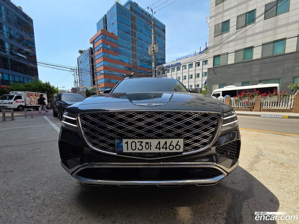 Genesis GV80 2.5T AWD 2025 — фото 1, купить с доставкой в Москву