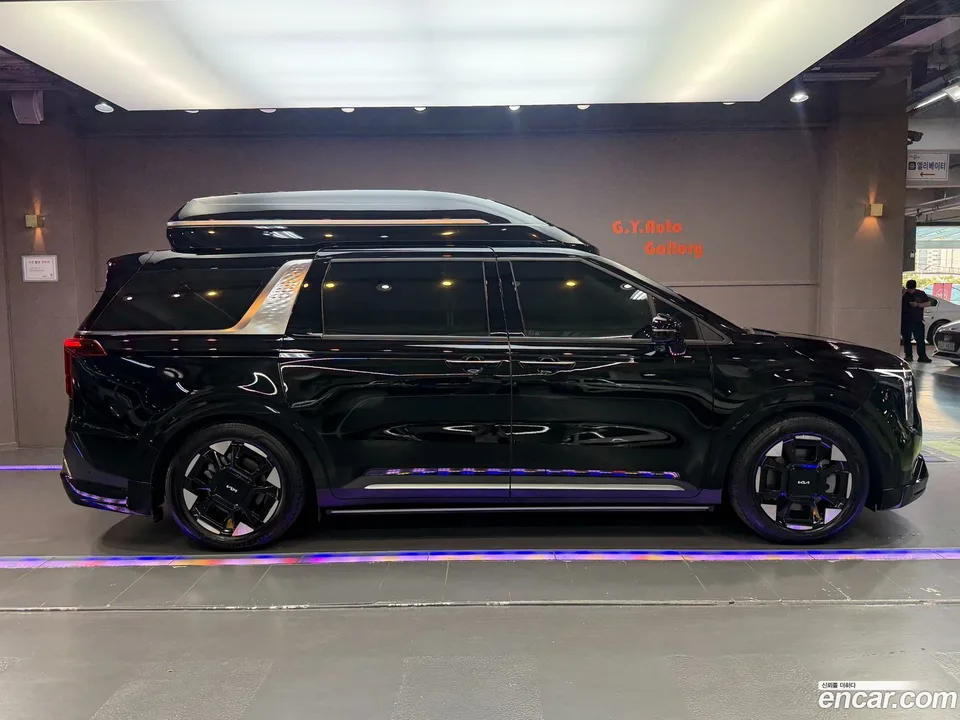 Kia Carnival 9 () 2024 — thumbnail 2