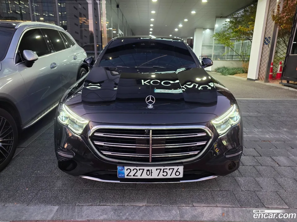 Mercedes-Benz E-Class 2025