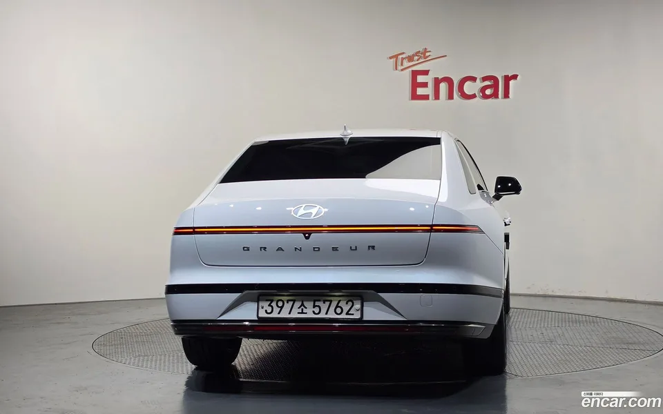 Hyundai Grandeur Hybrid 2023 — миниатюра 4