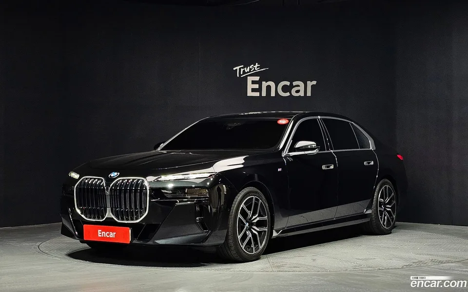 BMW 7 Series 2024