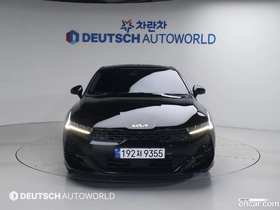 Kia K5 1.6 2023 — thumbnail 3