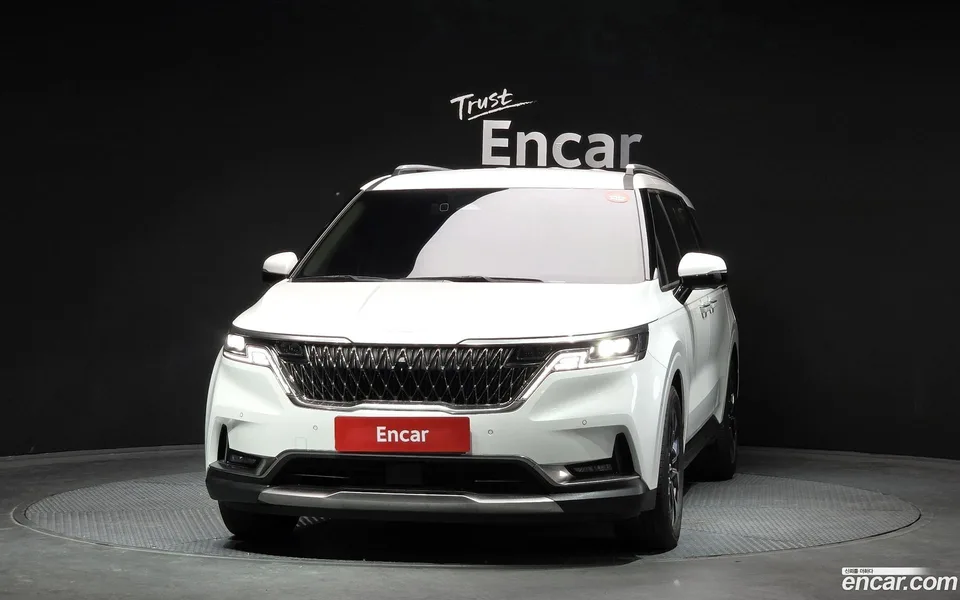 Kia Carnival 9 2022 — thumbnail 3