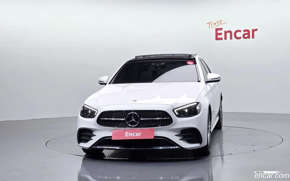 Mercedes-Benz E-Class E350 4MATIC AMG Line 2022 — миниатюра 3