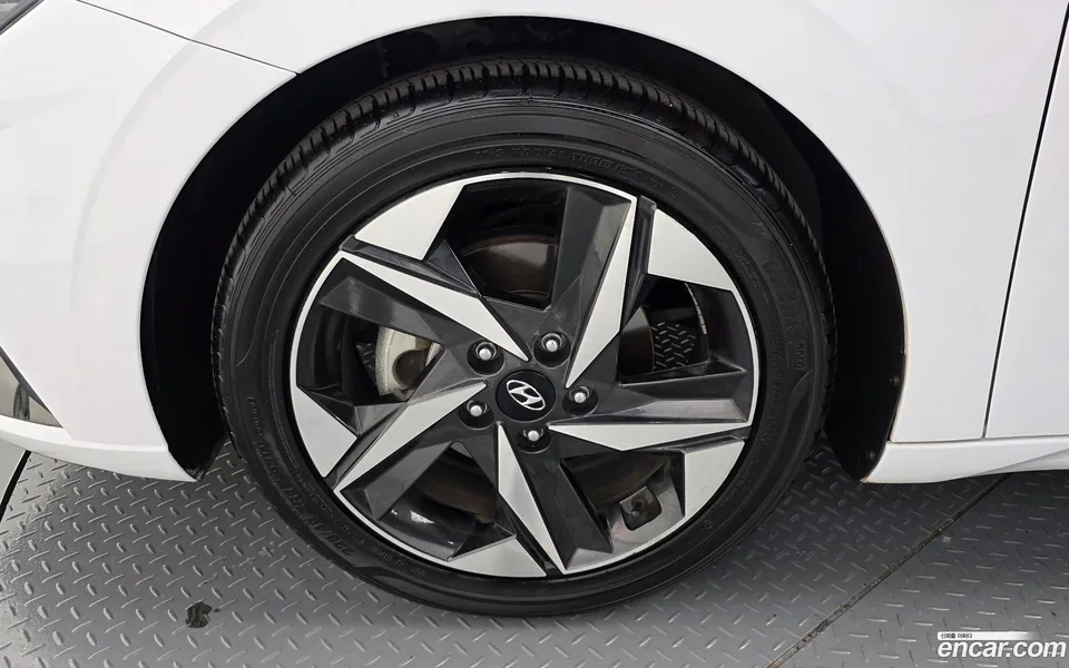 Hyundai Avante 1.6 2022 — миниатюра 5