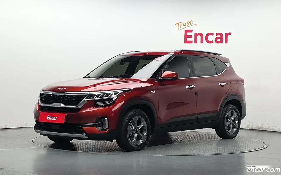 Kia Seltos 1.6 2WD 2022 — photo 1, buy with delivery to Moscow