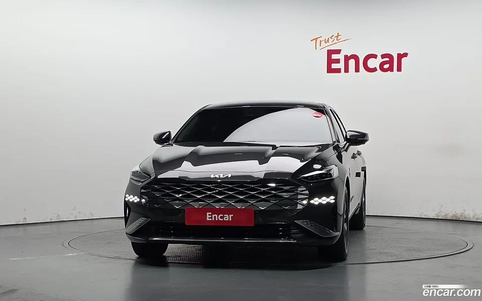 Kia K8 Hybrid 2023 — thumbnail 3