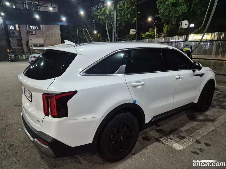 Kia Sorento HEV 1.6 2WD 2024 — миниатюра 3