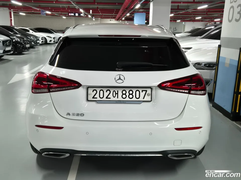 Mercedes-Benz A-Class A220 2023 — миниатюра 4