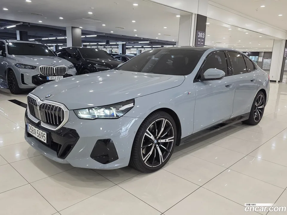 BMW 5 Series 2024