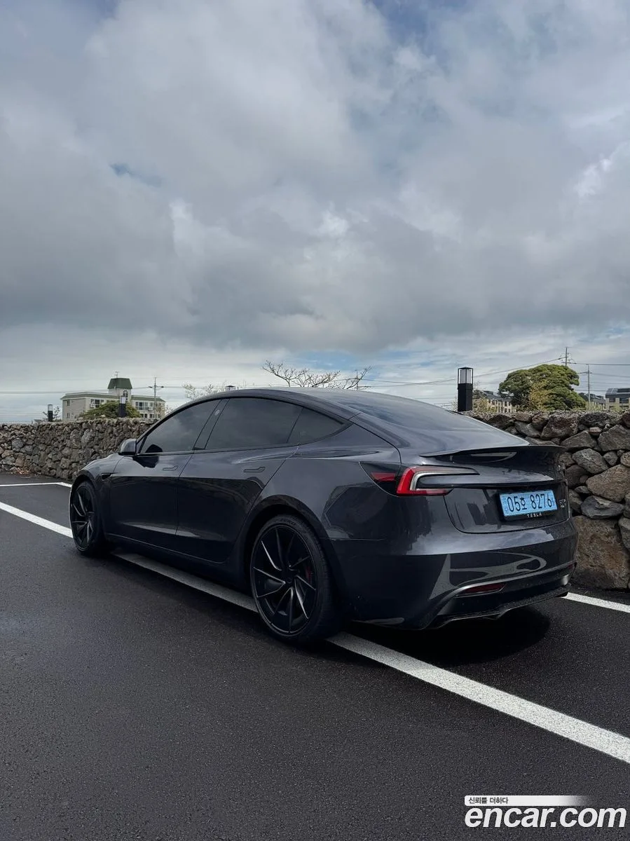 Tesla Model 3 AWD 2026 — миниатюра 2