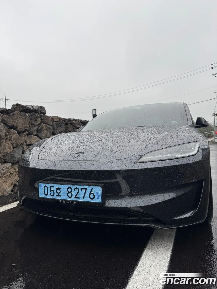 Tesla Model 3 AWD 2026 — миниатюра 3
