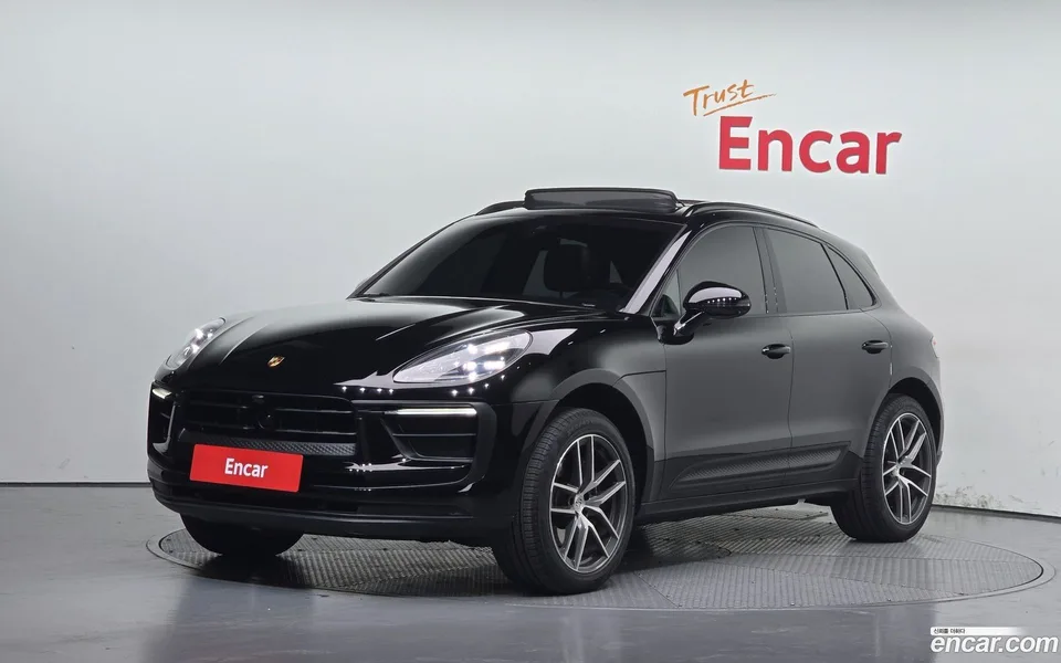 Porsche Macan 2.0 2024 — фото 1, купить с доставкой в Москву