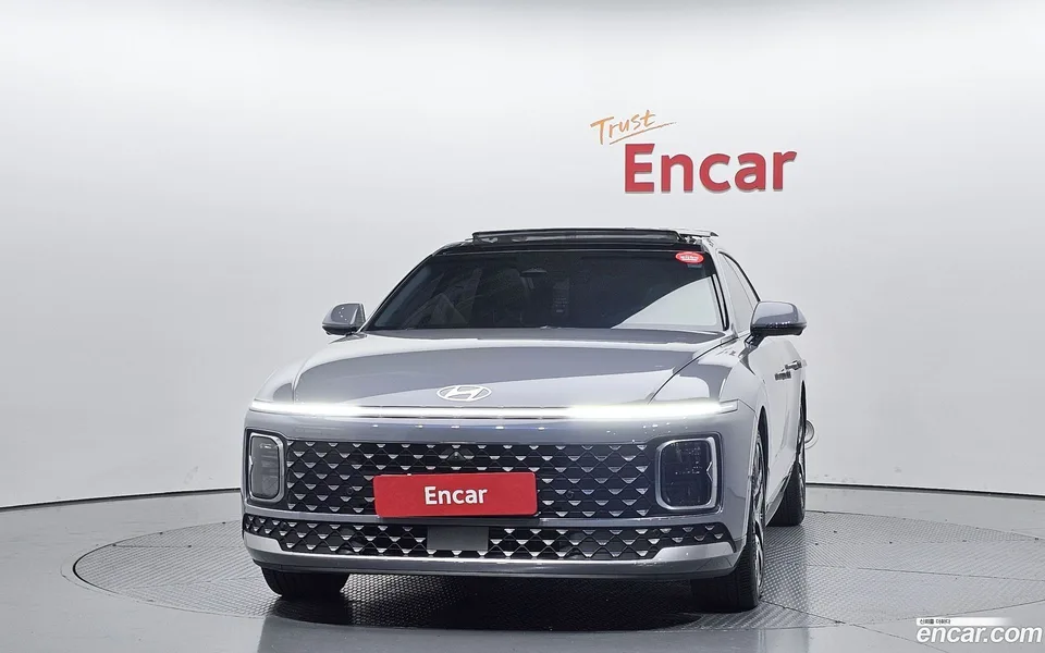 Hyundai Grandeur Hybrid 2023 — thumbnail 3
