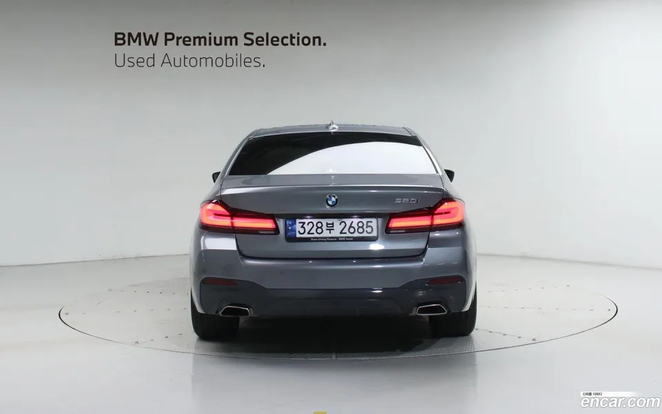 BMW 5 Series 520i M 2023 — миниатюра 4