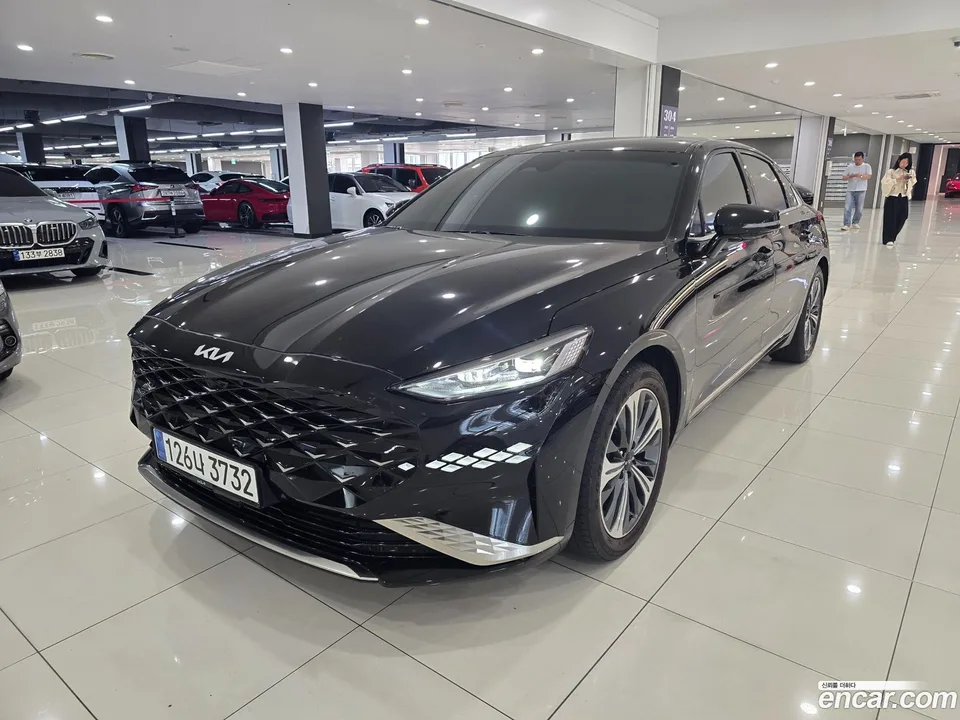 Kia K8 Hybrid 2023