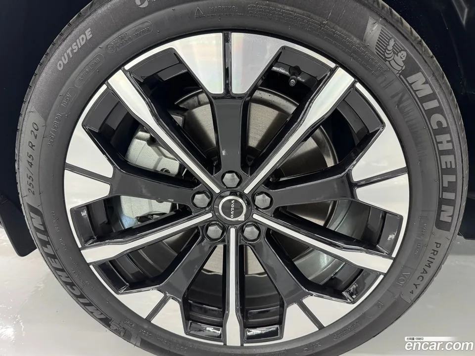 Volvo XC60 B5 2026 — миниатюра 2
