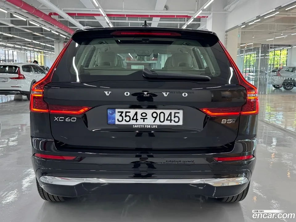 Volvo XC60 B5 2026 — миниатюра 4